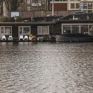 houseboat-little-amstel.amsterdamhotelsnl.com/